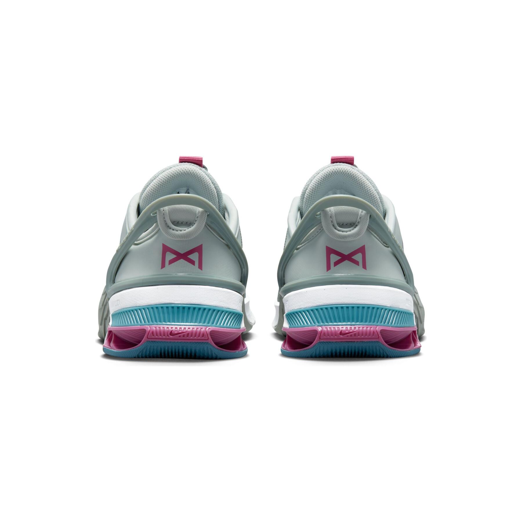 Vrouwen cross-training schoenen Nike Metcon 8 FlyEase